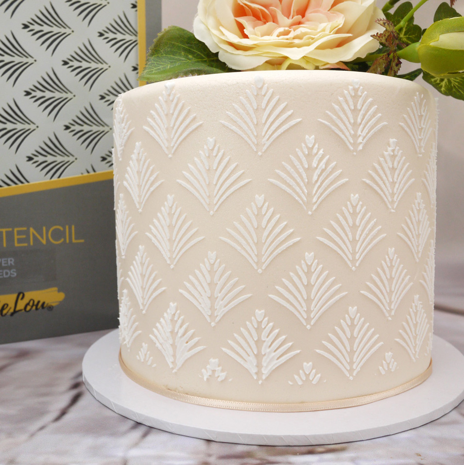 How to Stencil a Cake – Grated Nutmeg